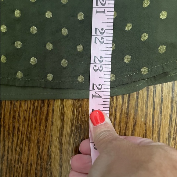 Chico's Green Gold Floral Blouse Bell Sleeve Size 0 or US 4-small - Picture 5 of 10